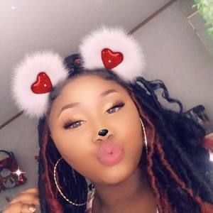 Meet your Posher, Kayanna